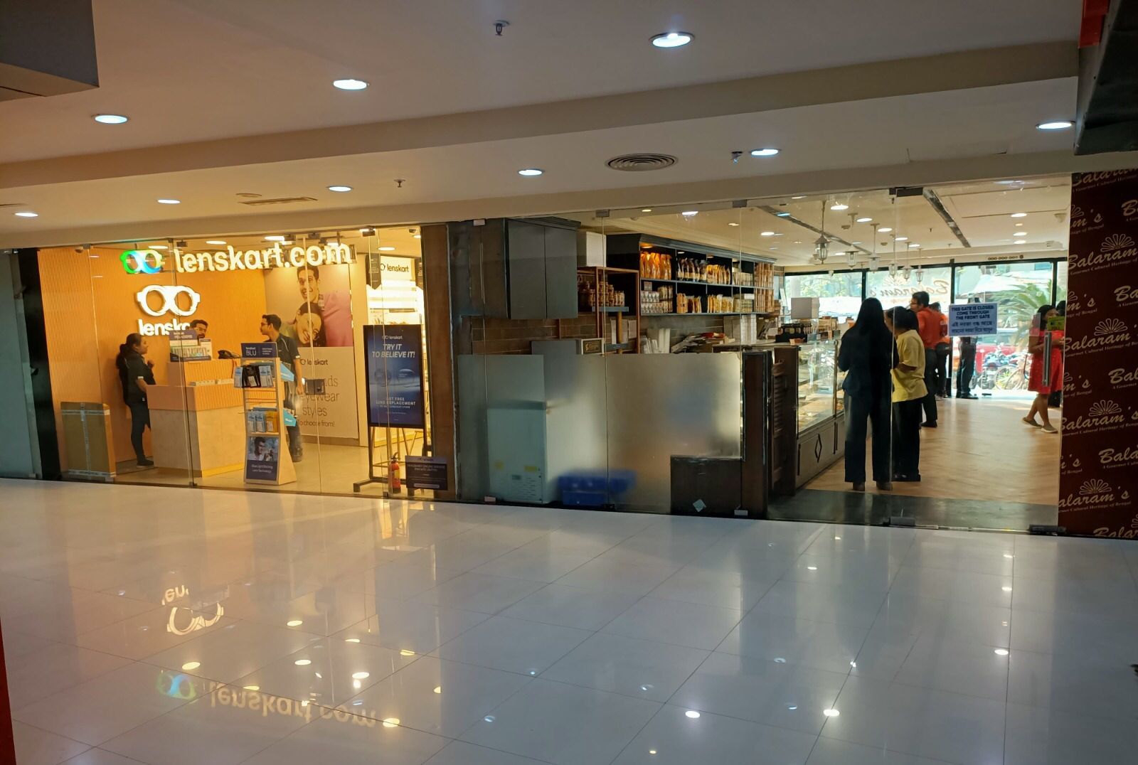 retail shop space, storefront near me, retail outlet, retail space