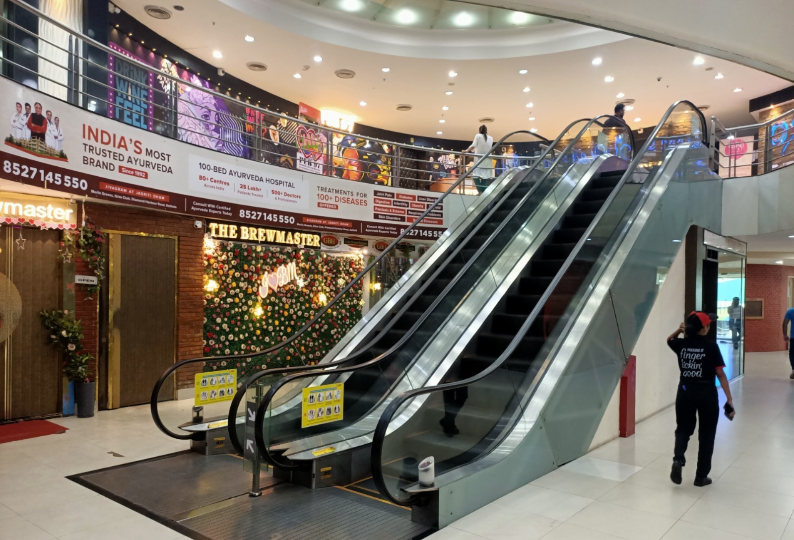 commercial centre, commercial space for rent, Infinity Group Retail, shop for rent, storefront space